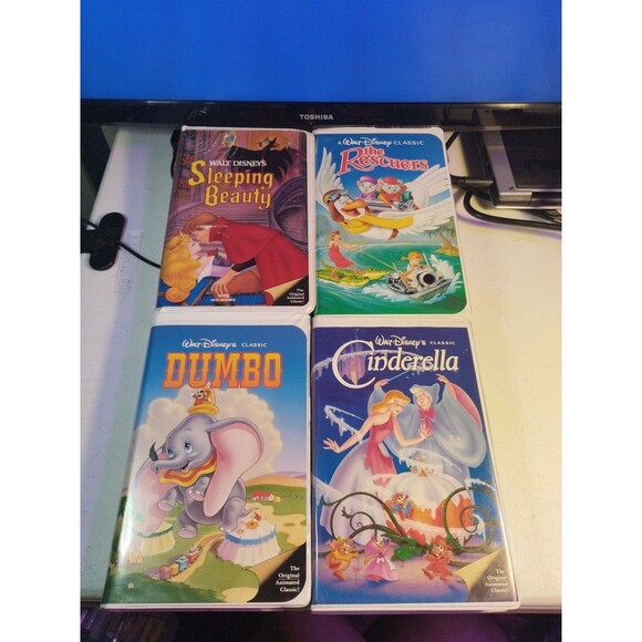 Disney Classic Animated Films Lot of 4 Clamshell VHS - Black Diamond - Picture 1 of 7